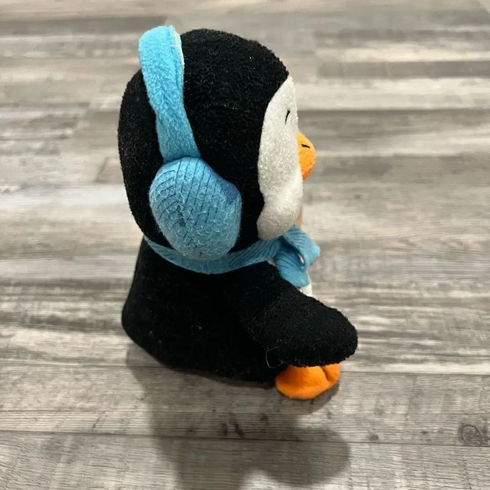 Toy Factory Hersheypark penguin stuffed animal